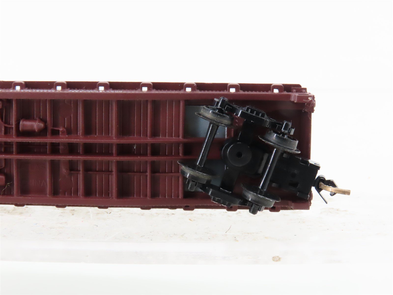 N Scale Atlas 37442 SP Southern Pacific Flat Car #598308 w/ 2 24' Trailers