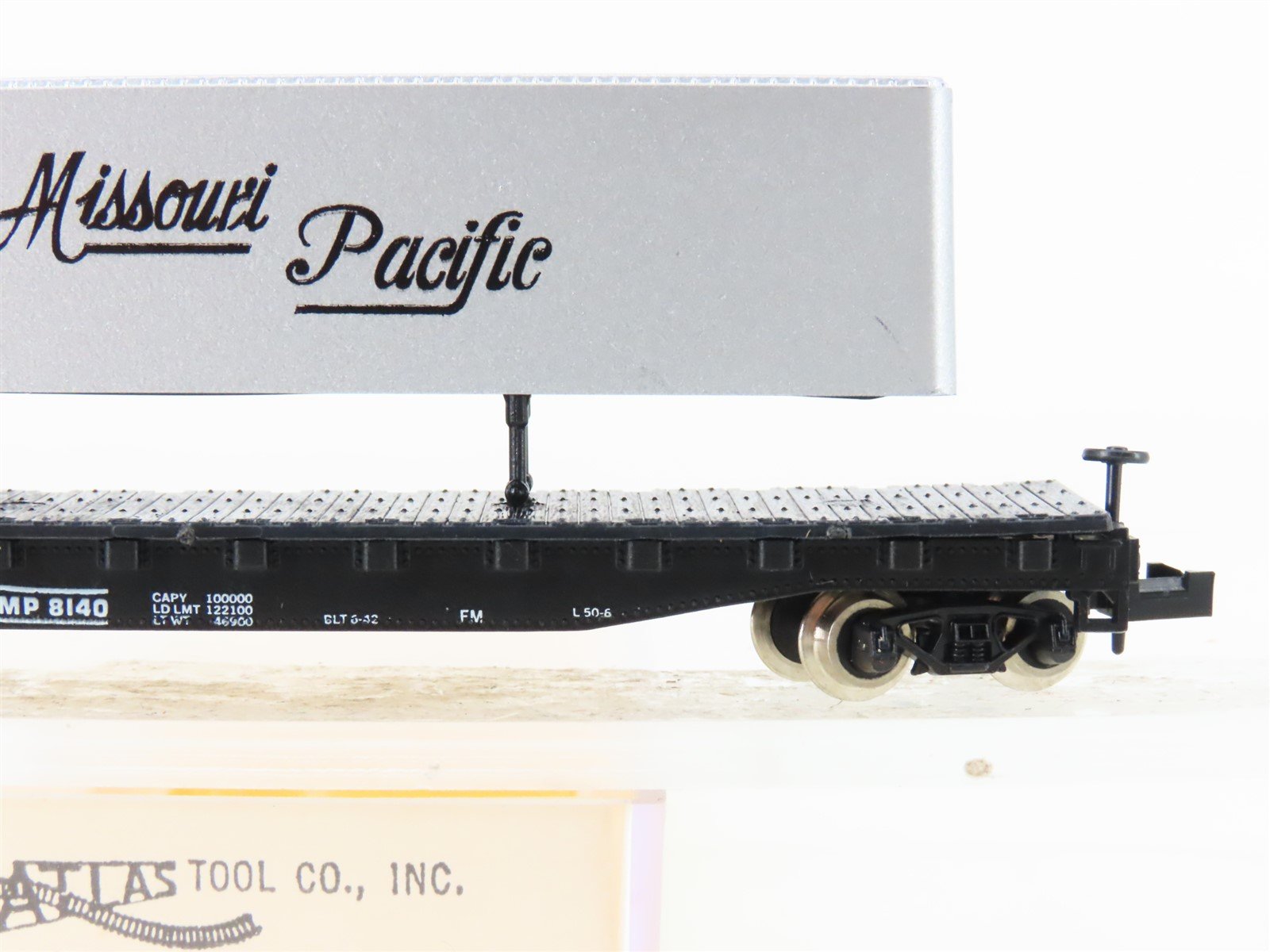 N Scale Atlas 3773 MP Missouri Pacific Railroad Flat Car #8140 w/ 40' Trailer