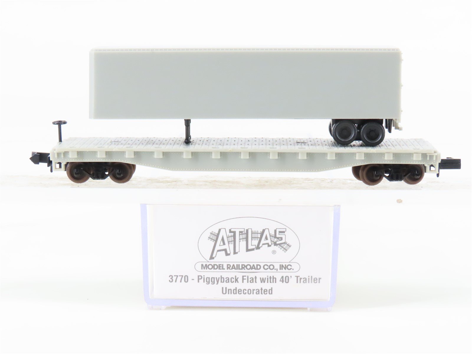 N Scale Atlas 3770 Undecorated Piggyback Flat Car w/ 40' Trailer