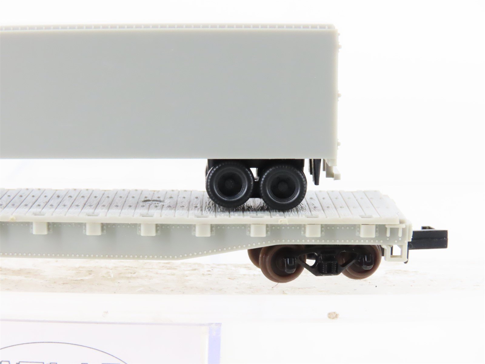 N Scale Atlas 3770 Undecorated Piggyback Flat Car w/ 40' Trailer