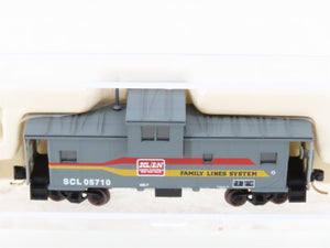 N Scale Atlas 30379 SCL/L&N Family Lines Extended Vision Cupola Caboose #05710