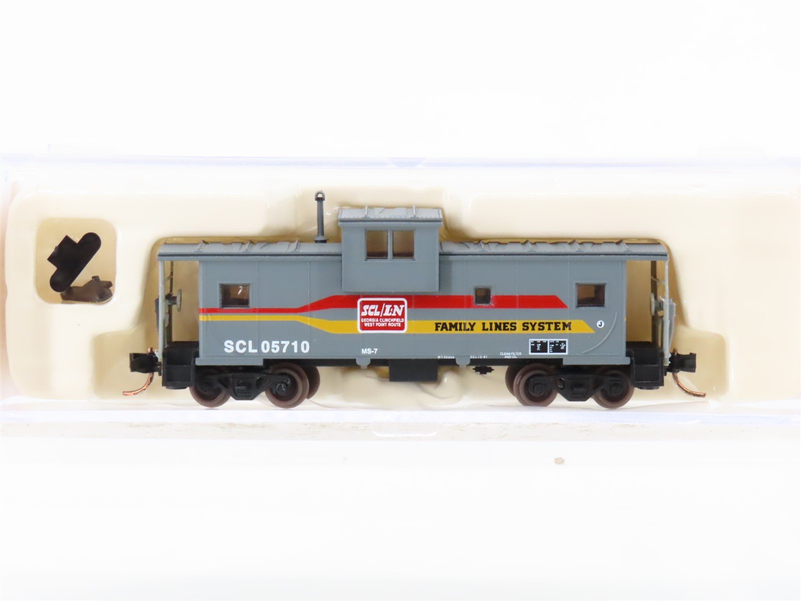 N Scale Atlas 30379 SCL/L&N Family Lines System Extended Vision Caboose #05710
