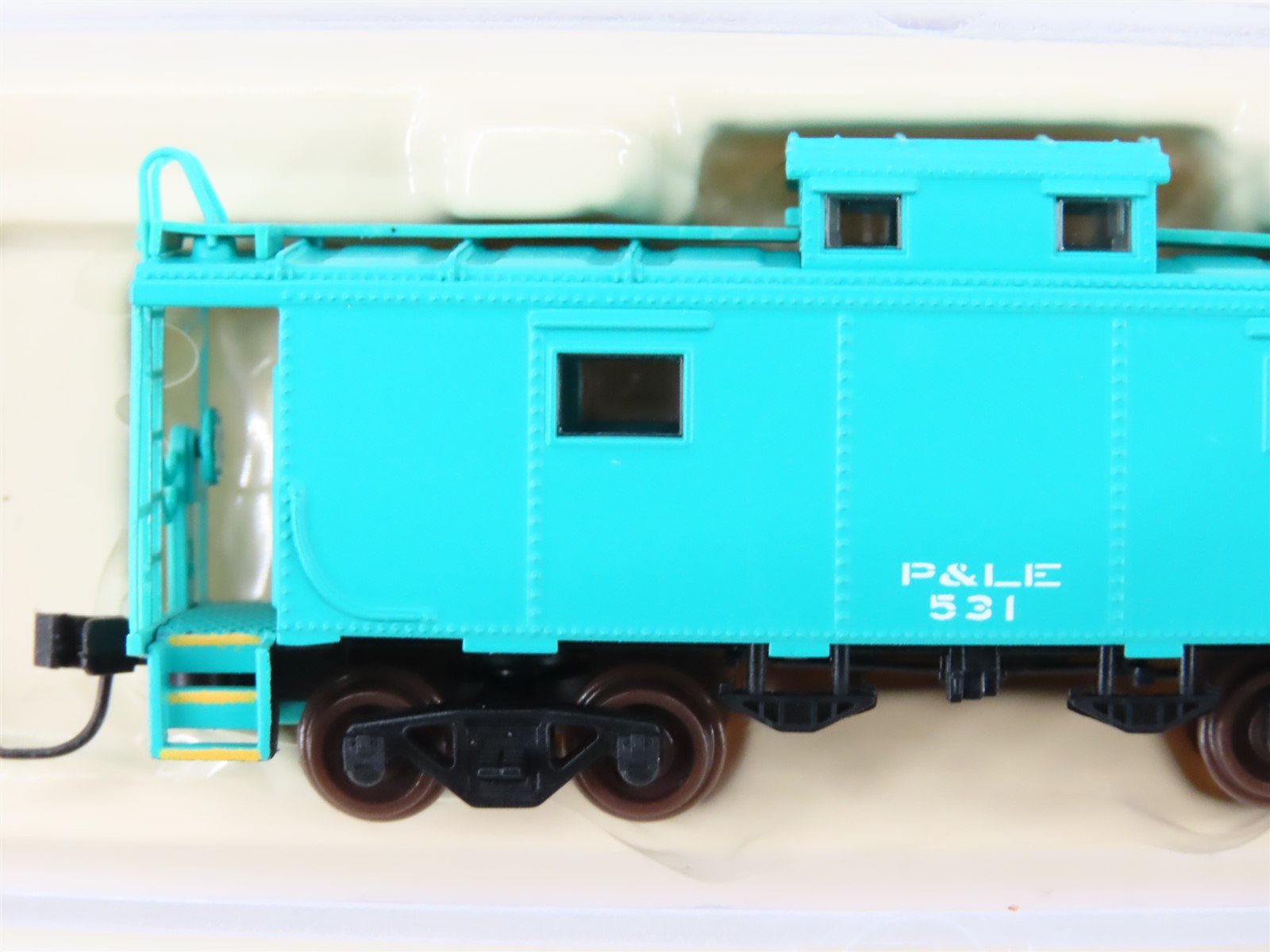 N Scale Atlas 33501 P&LE Pittsburgh & Lake Erie NE-6 Cupola Caboose #531