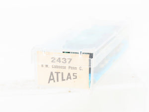 N Scale Atlas 2437 PC Penn Central Railroad Bay Window Caboose #4930