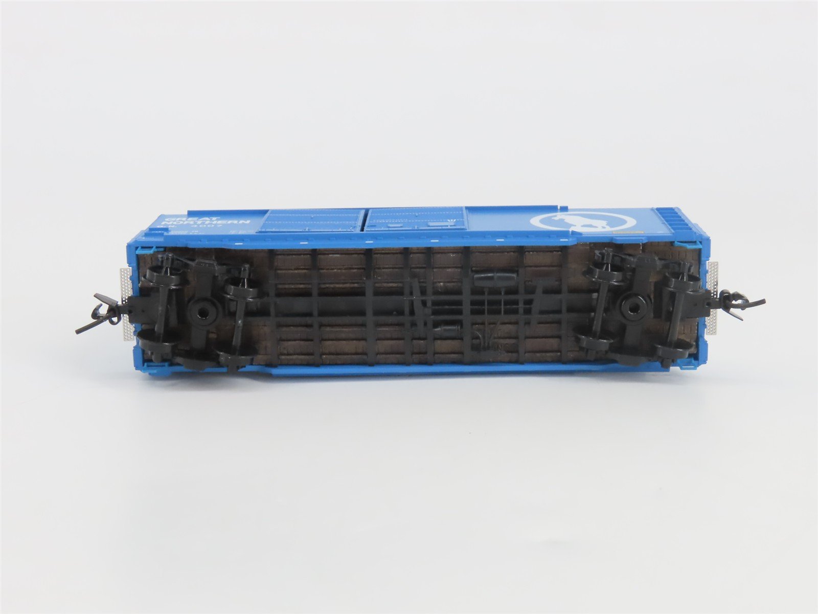 N Scale Micro-Trains MTL 06800520 GN Great Northern Big Sky Blue Box Car #4007