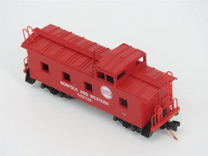N Scale Micro-Trains MTL 100170 N&W Norfolk & Western 36' Caboose #562748