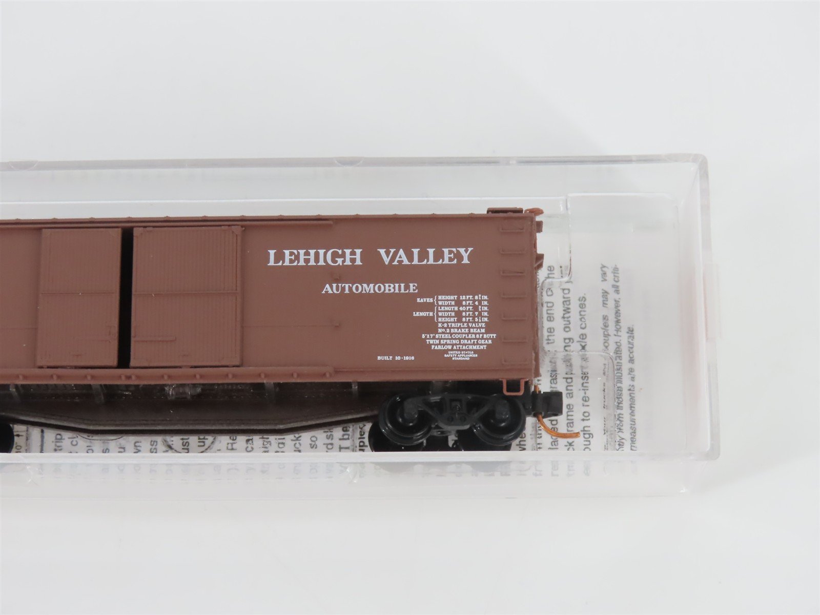N Scale Micro-Trains MTL 04100020 LV Lehigh Valley 40' Wood Box Car #79008