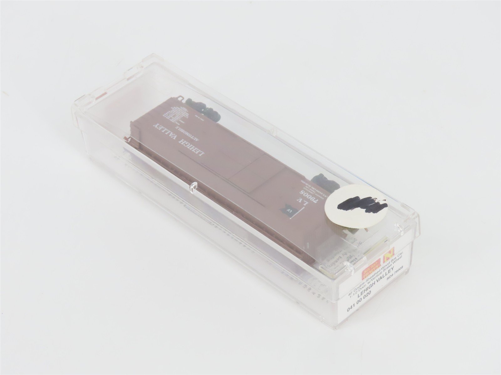 N Scale Micro-Trains MTL 04100020 LV Lehigh Valley 40' Wood Box Car #79008