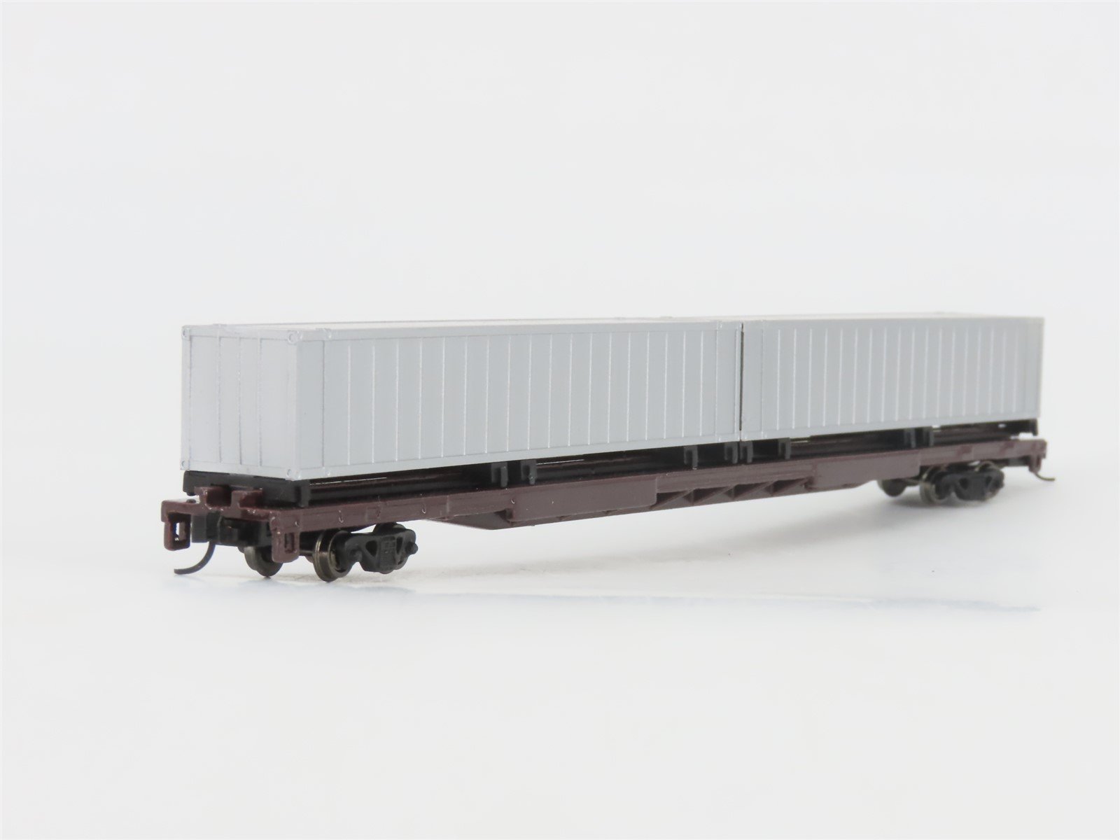 N Scale Con-Cor 0001-01207UN Undecorated Flat Car w/ 2 Sea Containers