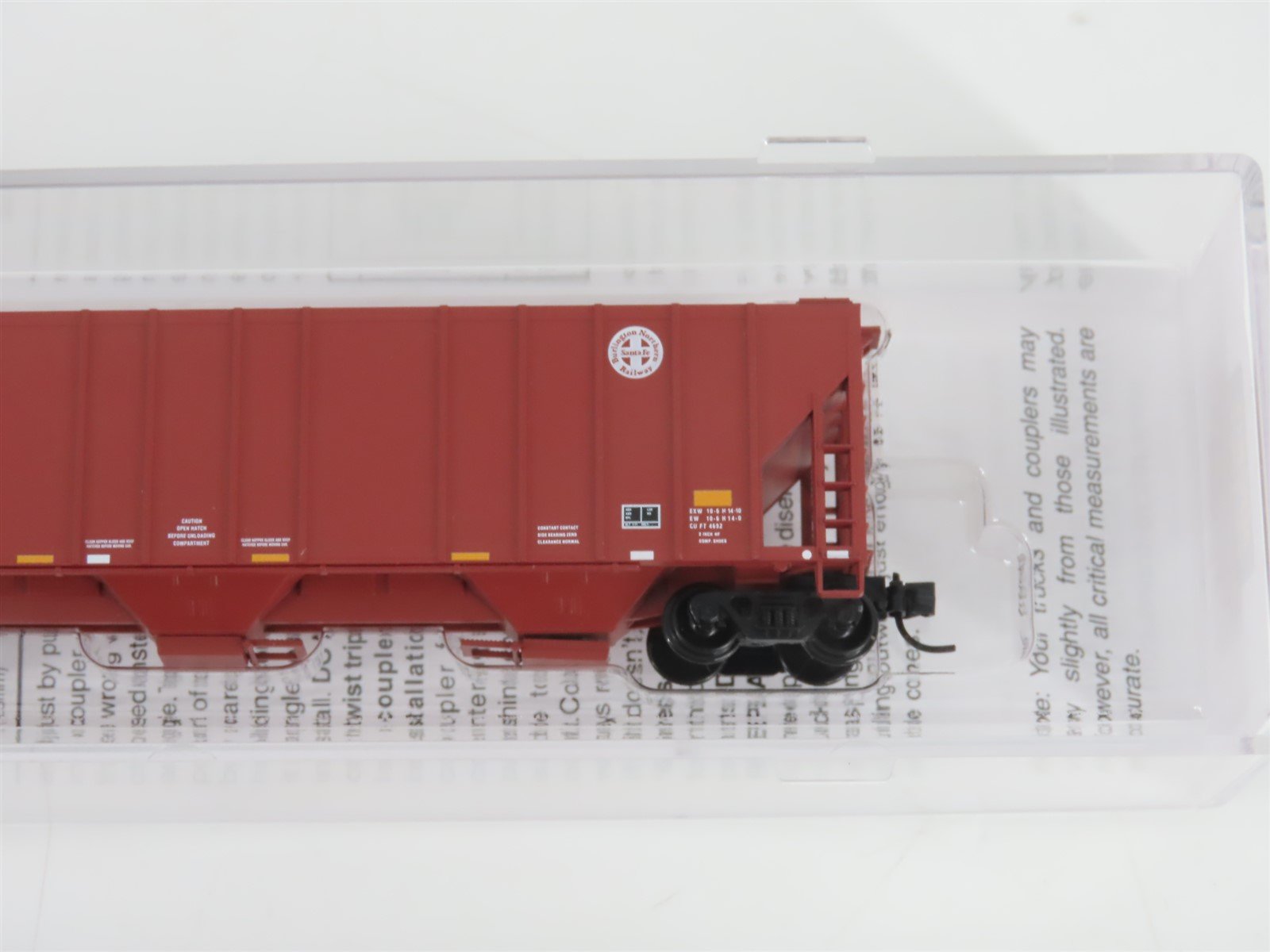 N Scale Micro-Trains MTL 09900351 BNSF Railway 3-Bay Covered Hopper #424812