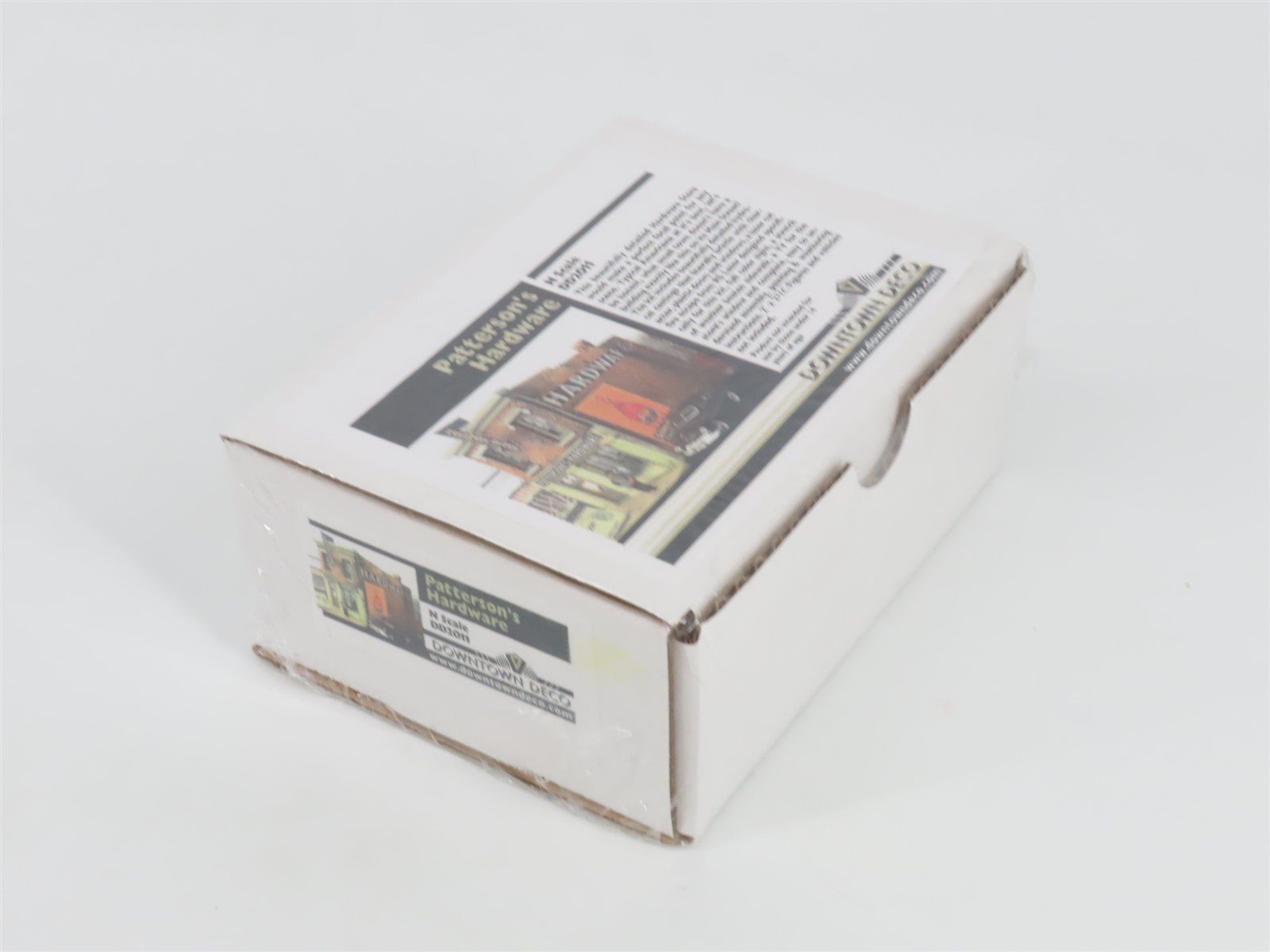 N 1/160 Scale Downtown Deco Kit DD2011 Patterson's Hardware - SEALED