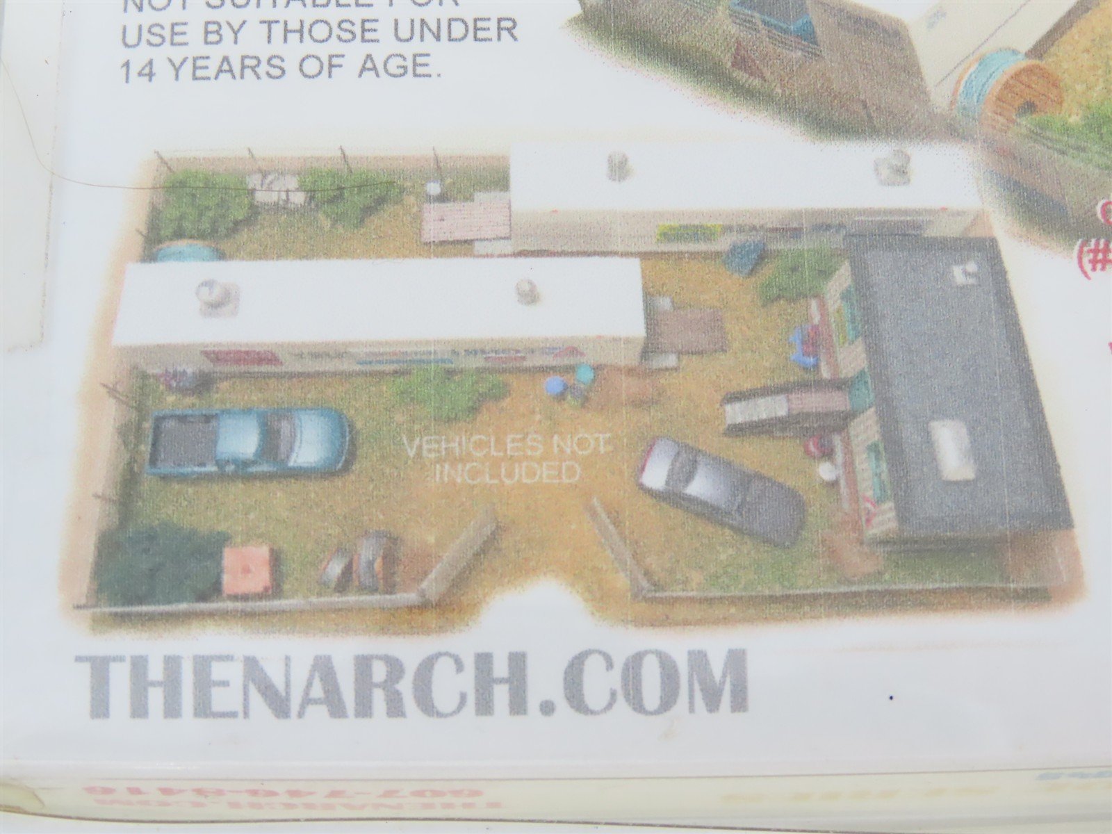 N Scale Architect Trackside Kit #10045 Job Site w/ Conrail Mercury Containers