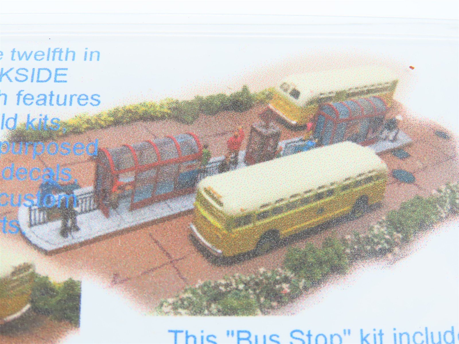 N Scale Architect Trackside Kit #10048 Bus Stop w/ 2 Buses
