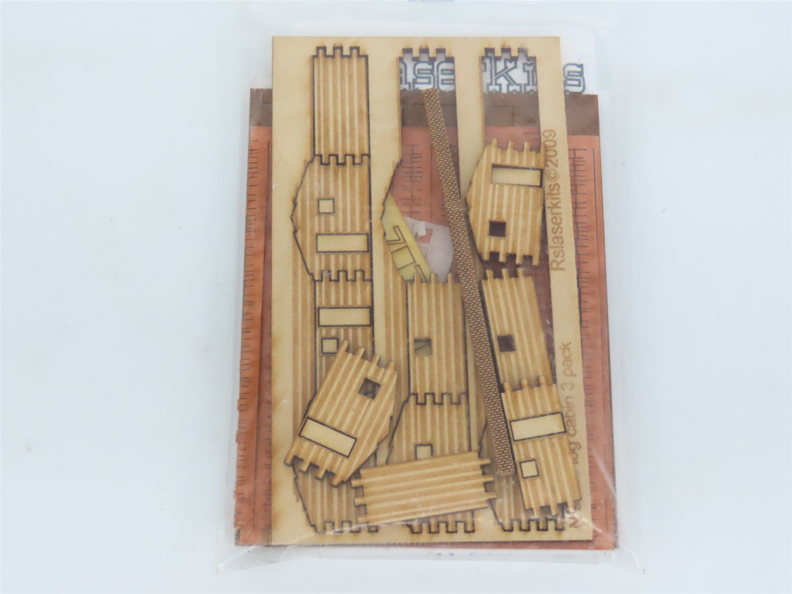 N 1/160 Scale Rslaserkits 3016-3 Small Log Cabin Building Kit 3-Pack