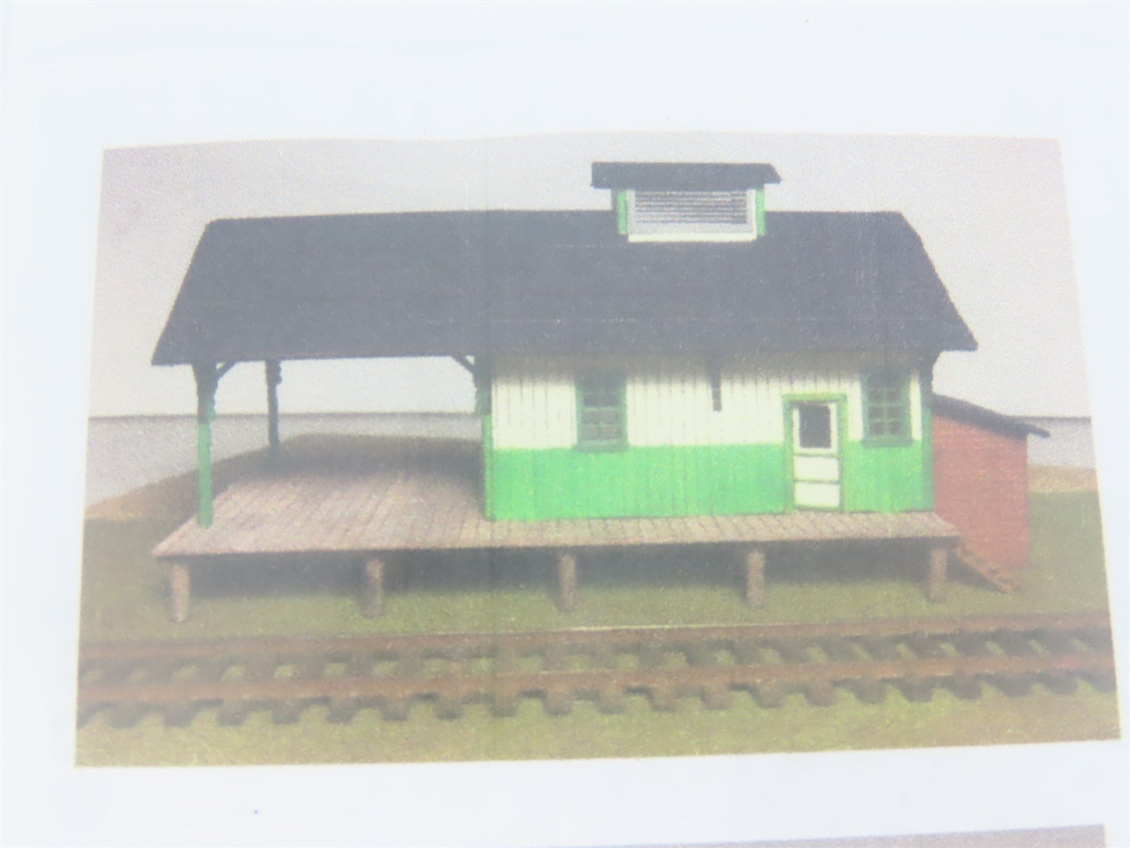 N 1/160 Scale Motrak Models 13300 McGuirl Transfer Depot Building Wood Kit