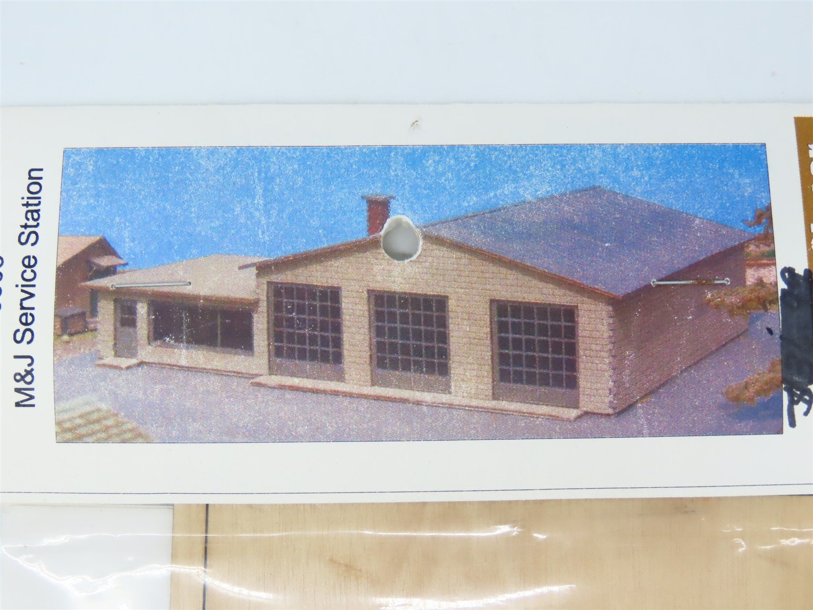 N 1/160 Scale GCLaser M&J Service Station Building Wood Kit