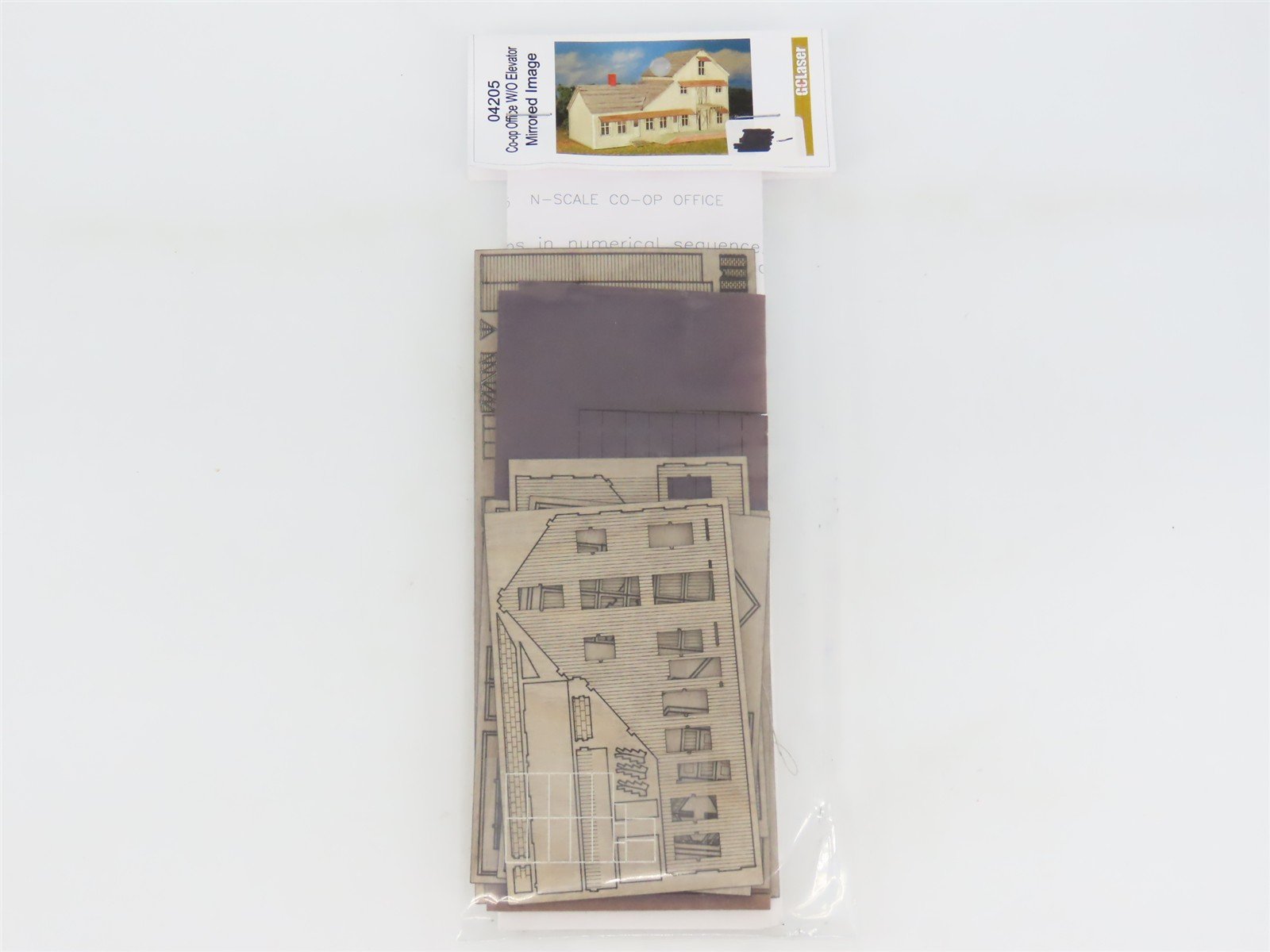 N 1/160 Scale GCLaser 04205 Co-op Office Building Wood Kit