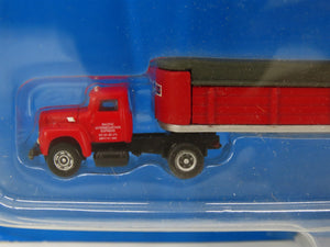 N 1/160 Scale CMW Mini Metals 51129 P-I-E Semi-Tractor/32' Covered Wagon Set
