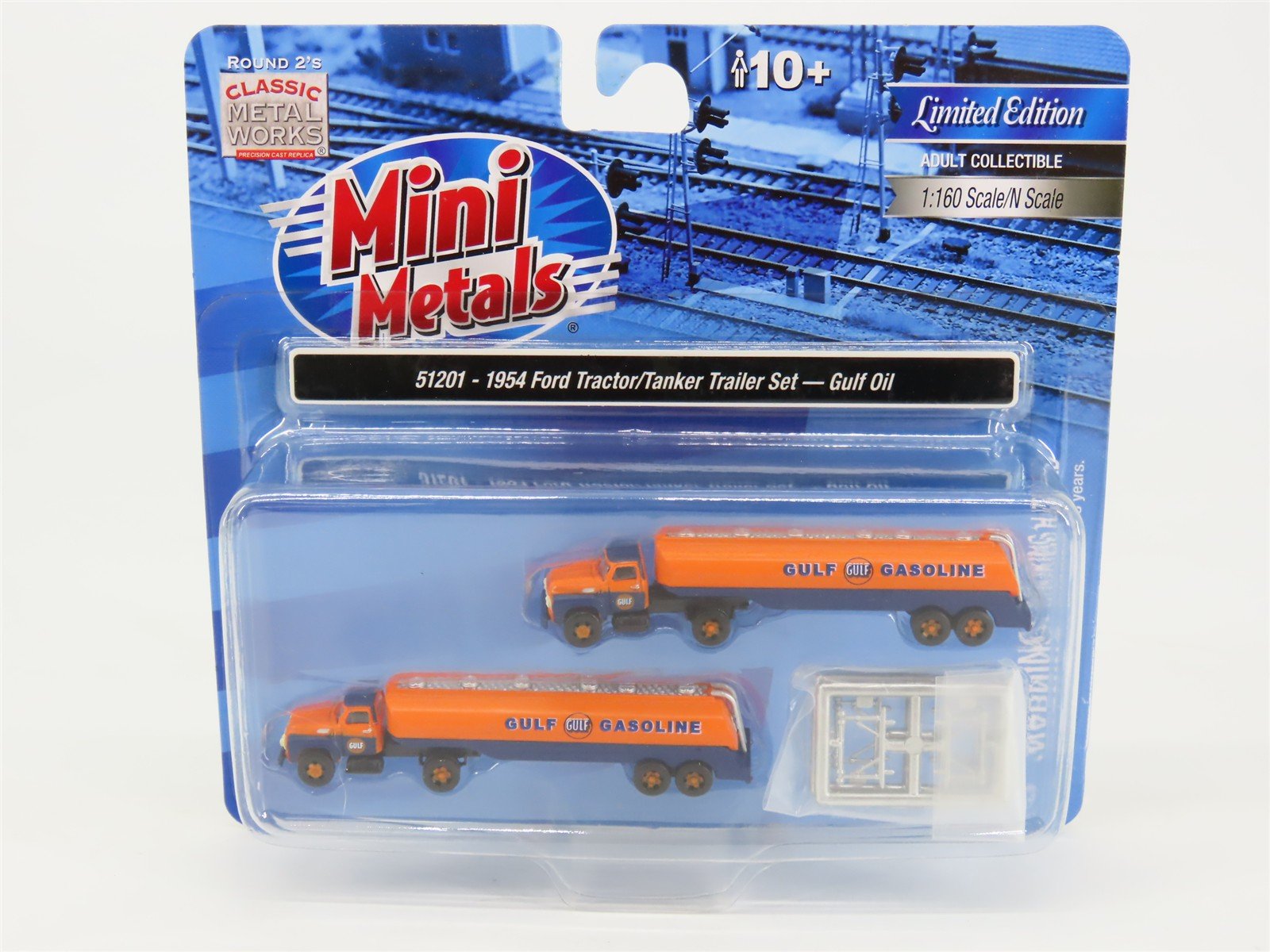N CMW Mini Metals LE 51201 1954 Ford Tractor/Tanker Trailer Set - Gulf Oil