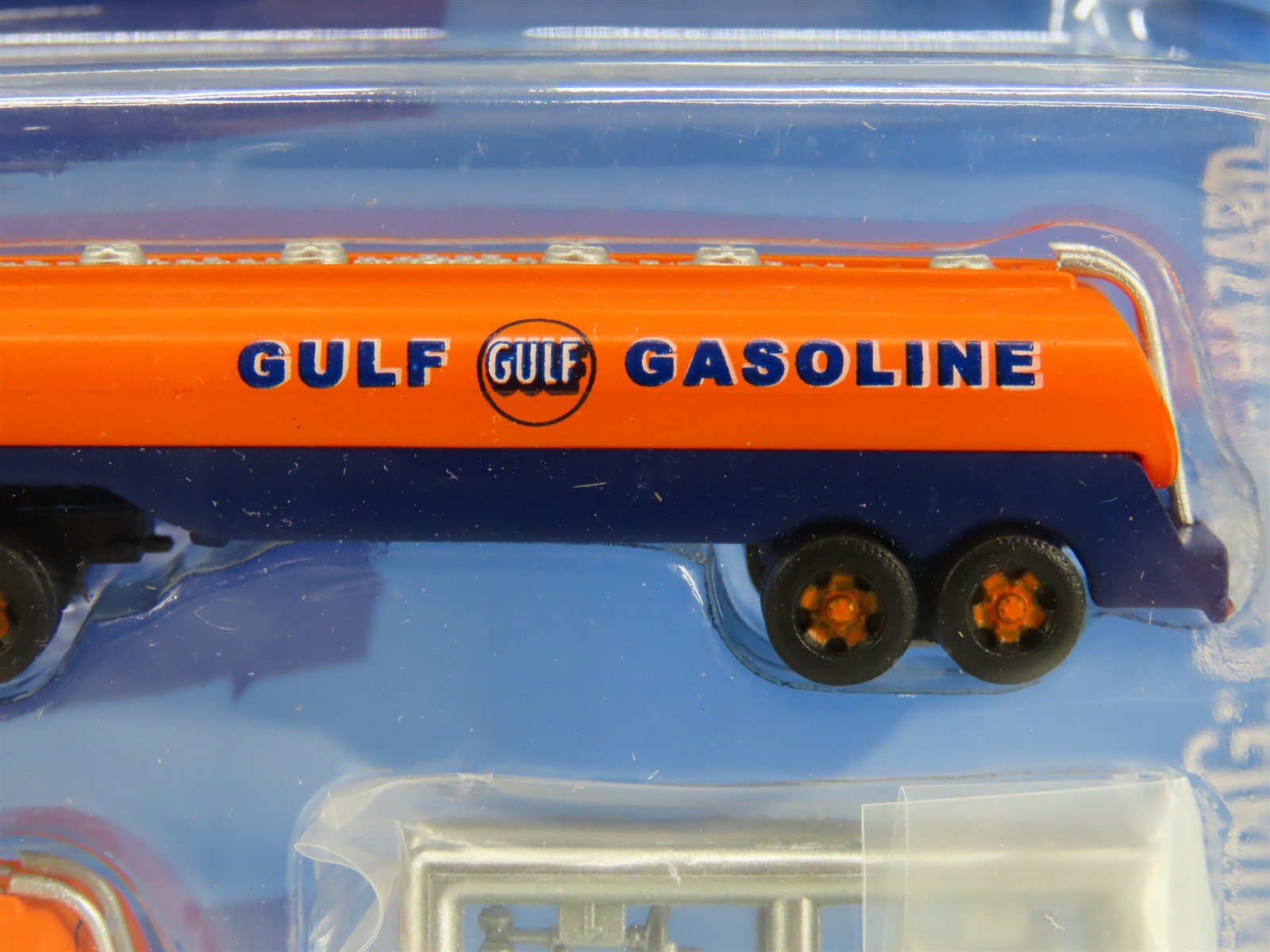 N CMW Mini Metals LE 51201 1954 Ford Tractor/Tanker Trailer Set - Gulf Oil