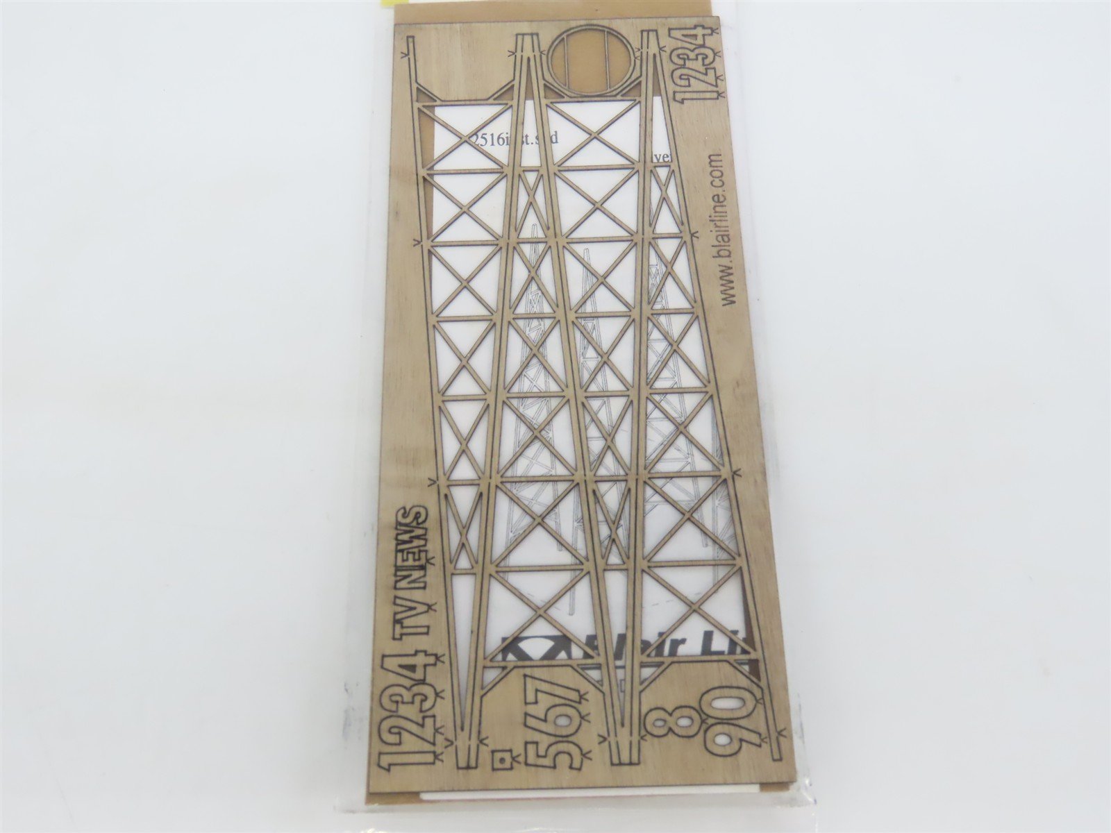 LOT of 2 N Z/N/HO Scale Blair Line 1516 Laser-Cut Television Transmitter Antenna