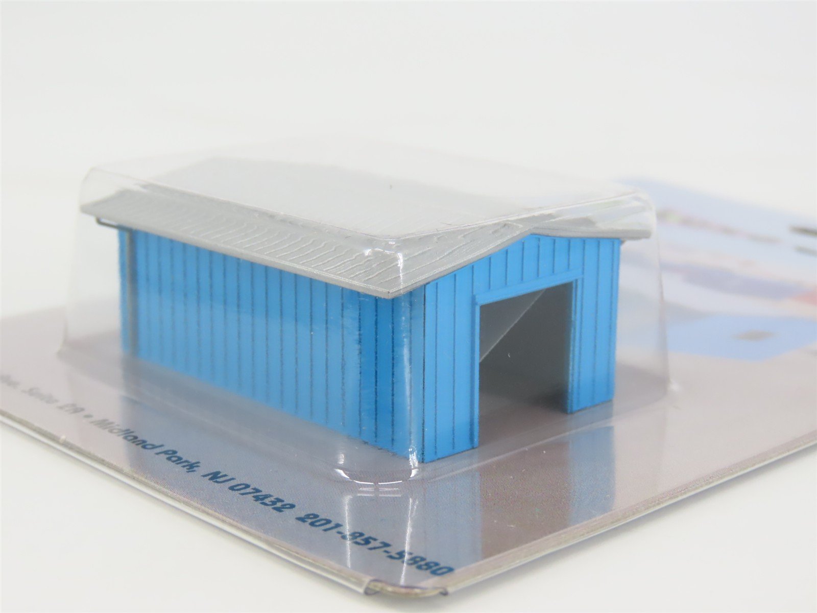 N 1/160 Scale Deluxe 382 Blue Armco Corrugated Steel Drive-Thru Shed