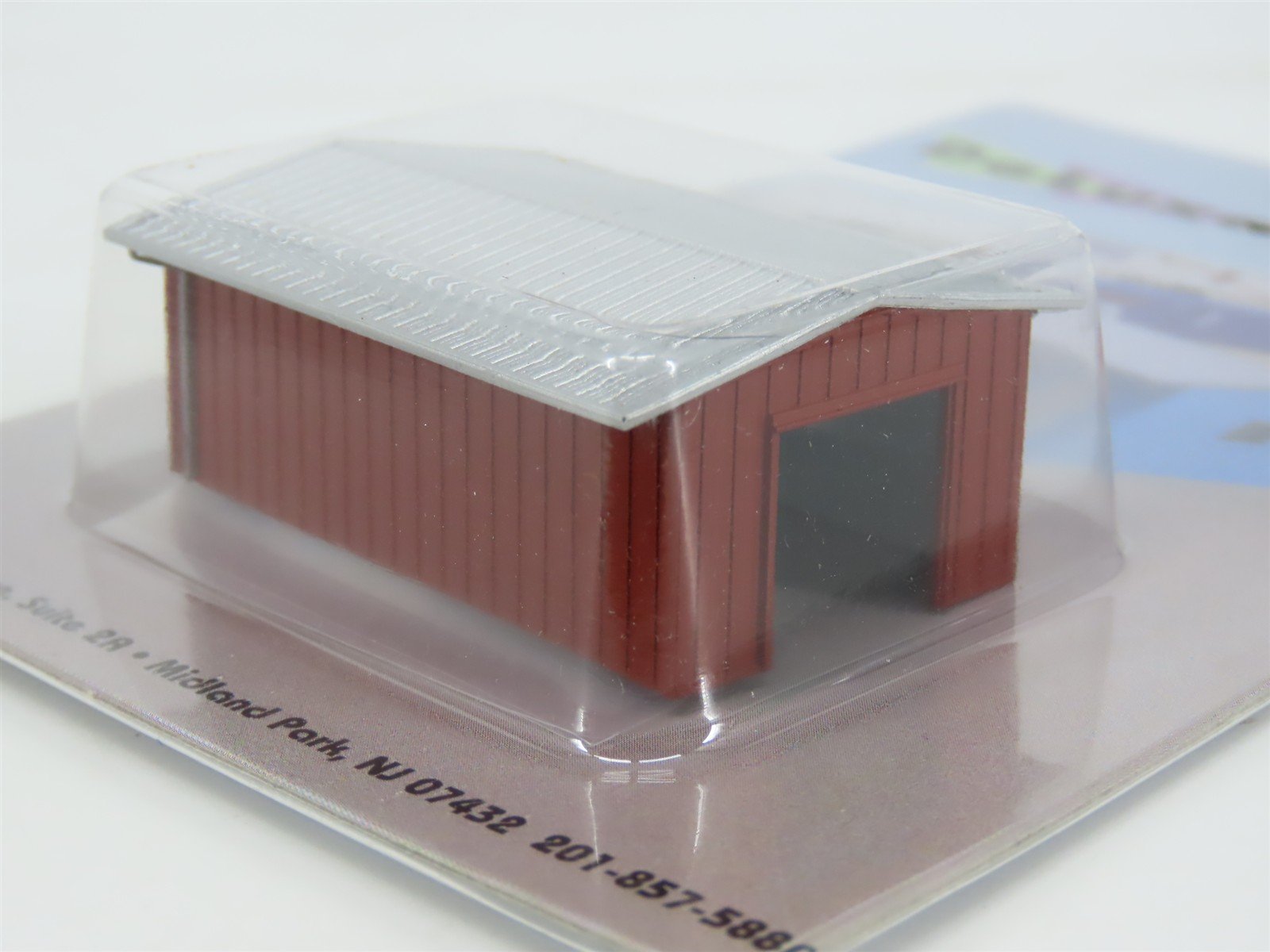 N 1/160 Scale Deluxe 386 Brown Armco Corrugated Steel Drive-Thru Shed