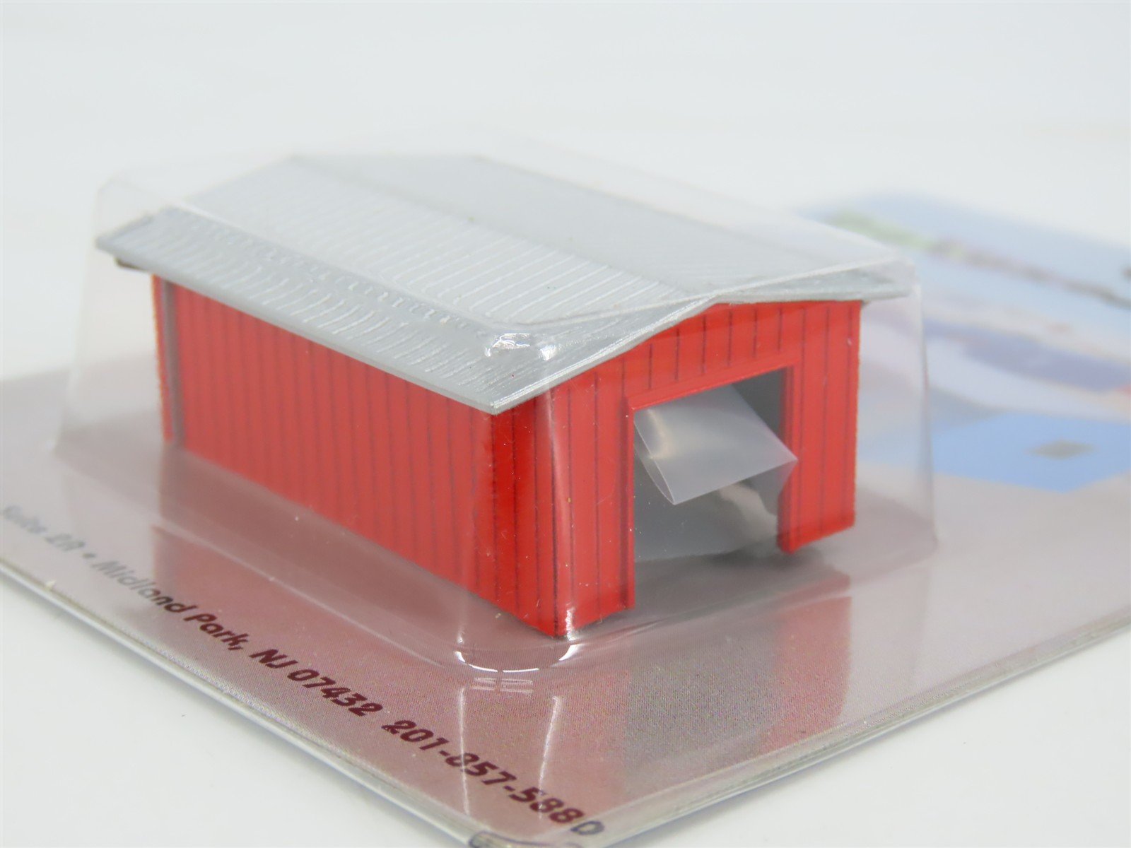 N 1/160 Scale Deluxe 387 Red Armco Corrugated Steel Drive-Thru Shed