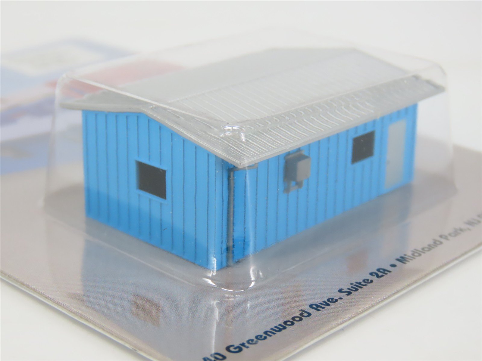 N 1/160 Scale Deluxe 332 Blue Armco Corrugated Steel Guardhouse