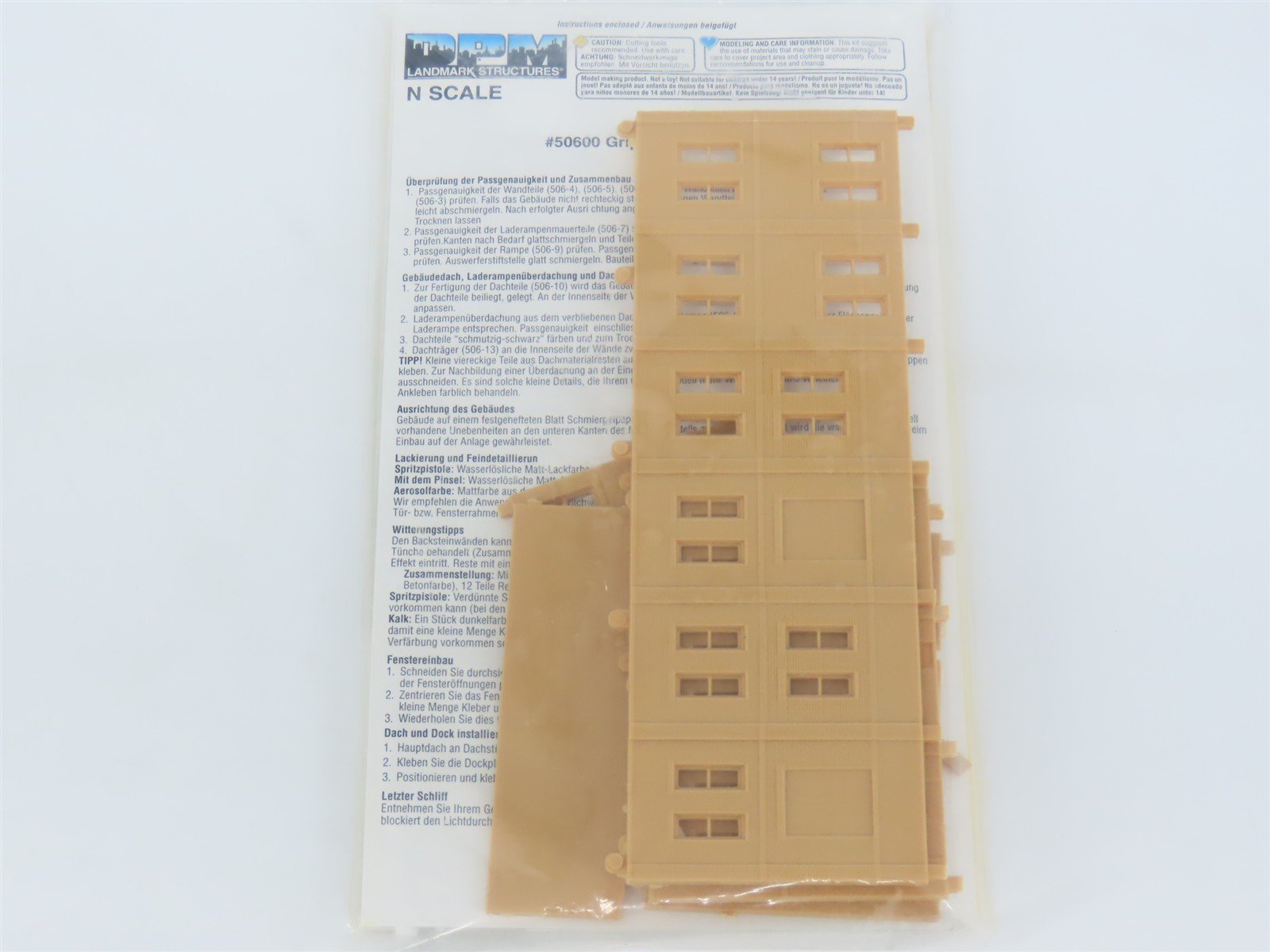 N Scale Woodland Scenics DPM Landmark Kit #50600 Gripp's Luggage Mfg - SEALED