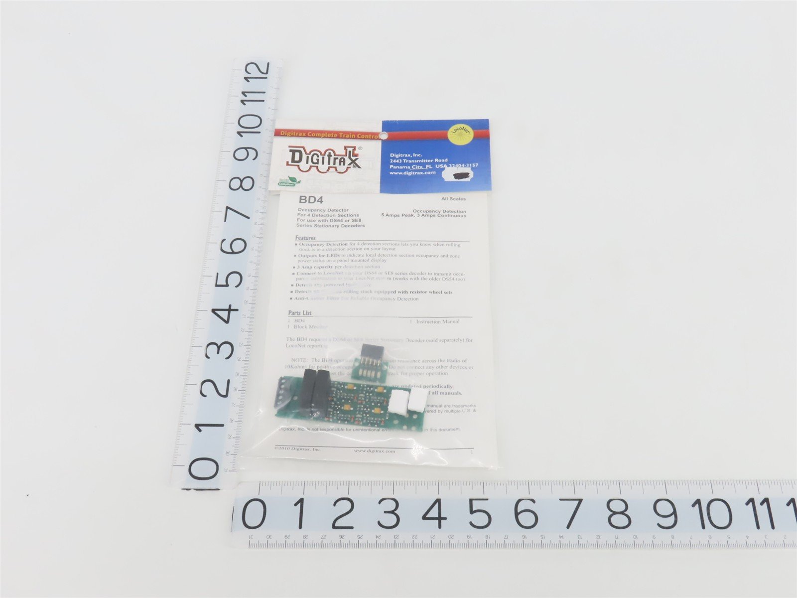 Digitrax BD4 LocoNet Four-Section Occupancy Detector