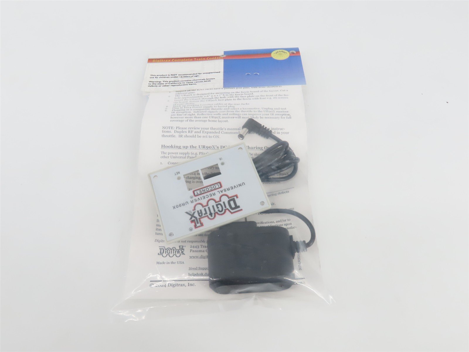 Digitrax UR90X LocoNet Infrared Universal Receiver Panel w/ PS14 Power Supply