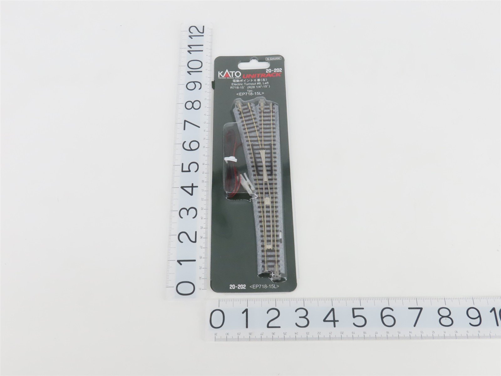 LOT of 2 N Scale KATO Unitrack 20-202 Electric #6 Left Turnout Switch Tracks