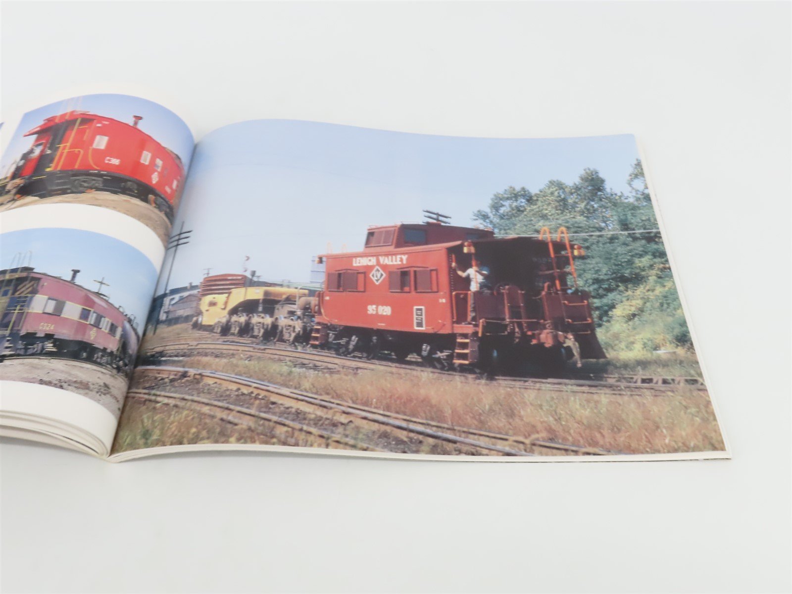 Cabins, Crummies & Hacks Vol. 1: North & East by John Henderson ©1991 SC Book