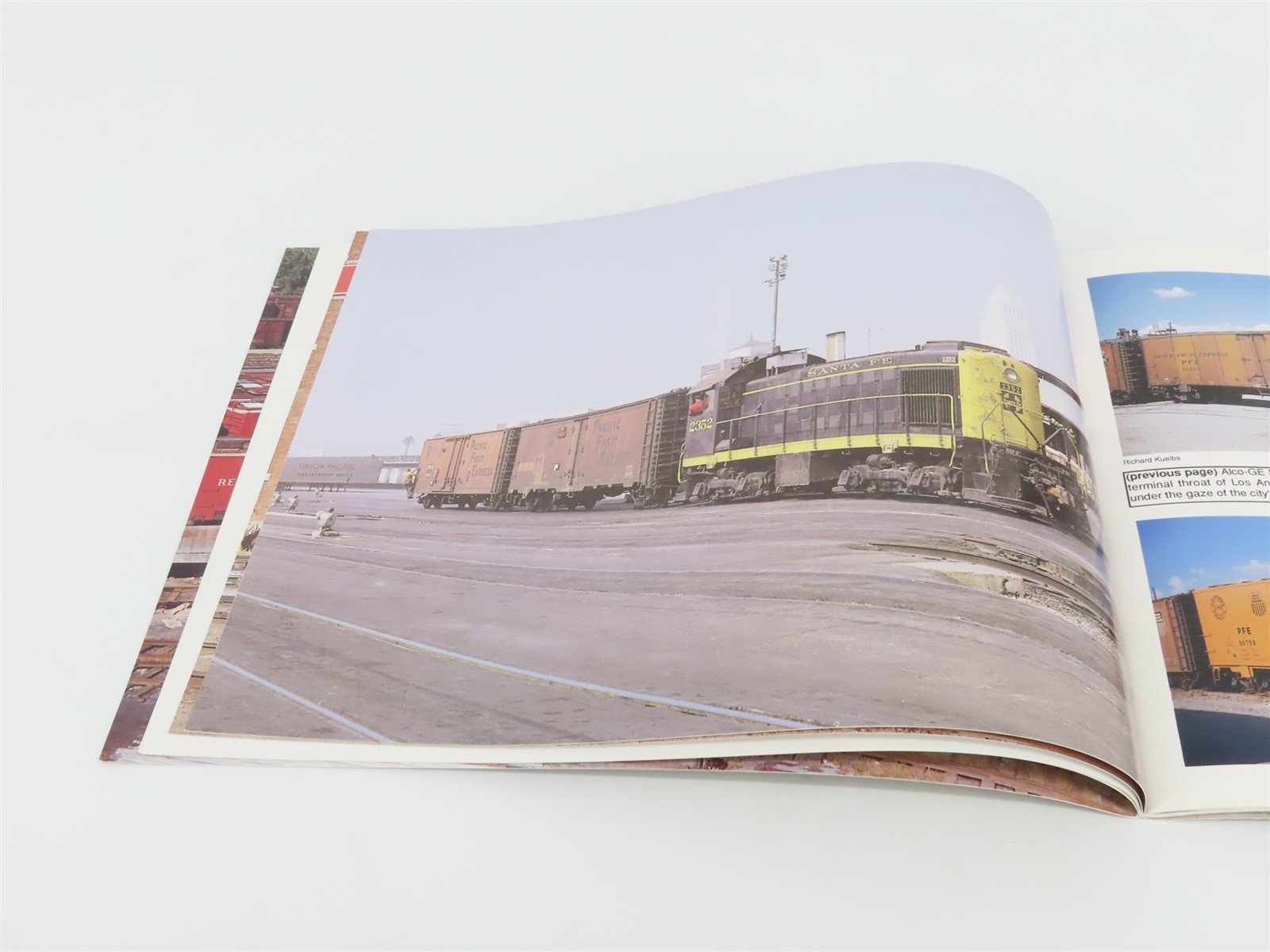 Classic Freight Cars Vol 3: 40 FT. Refrigerator Cars by John Henderson ©1993