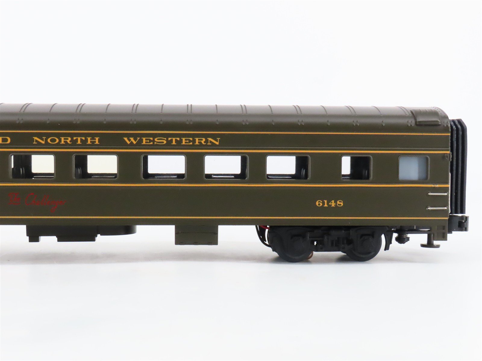 O Gauge 3-Rail MTH 20-6636 CNW Railway Streamliner Passenger 2-Car Set