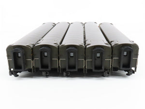 O Gauge 3-Rail MTH 20-6536 CNW Railway 70' Streamlined Passenger 5-Car Set