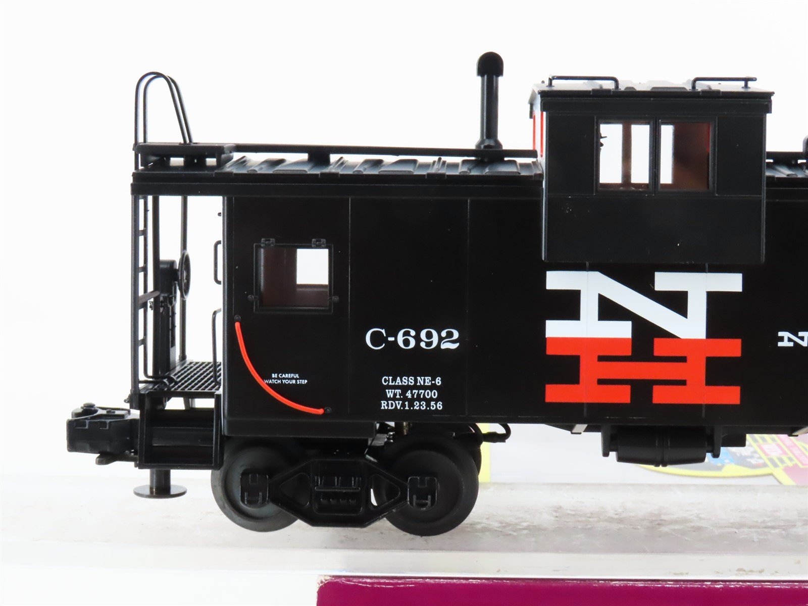 O Gauge 3-Rail MTH 20-91036 NH New Haven Extended Vision Caboose #C-692 -Lighted