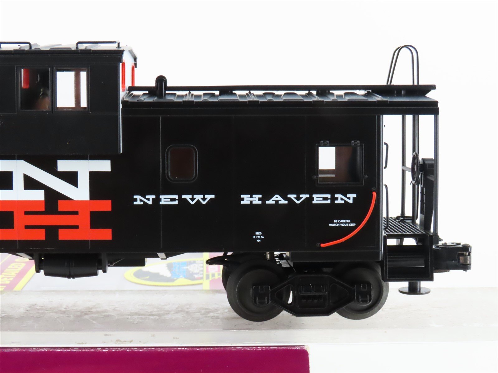O Gauge 3-Rail MTH 20-91036 NH New Haven Extended Vision Caboose #C-692 -Lighted