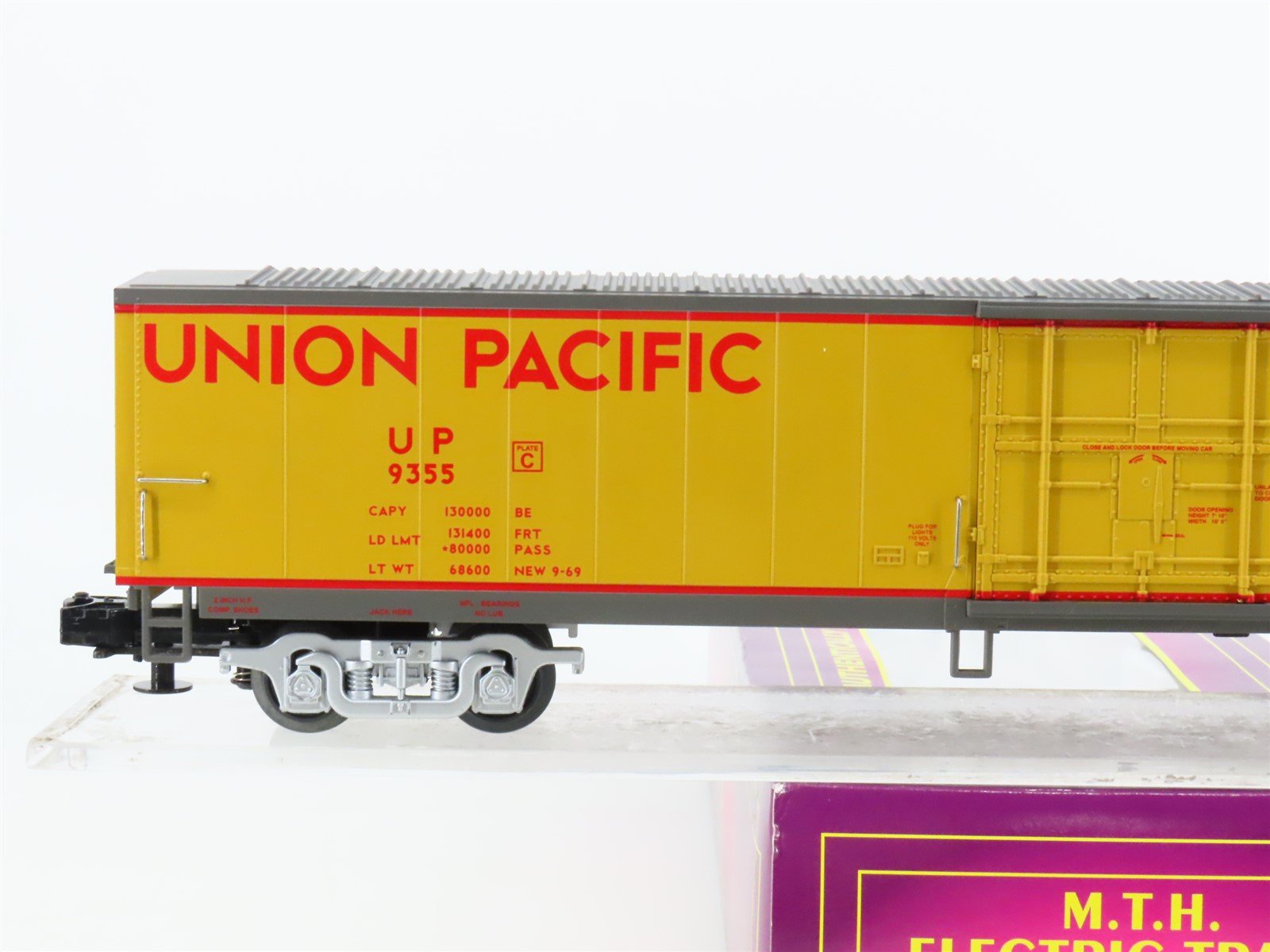 O Gauge 3-Rail MTH 20-93053 UP Union Pacific Railroad 61' Mail Box Car #9355