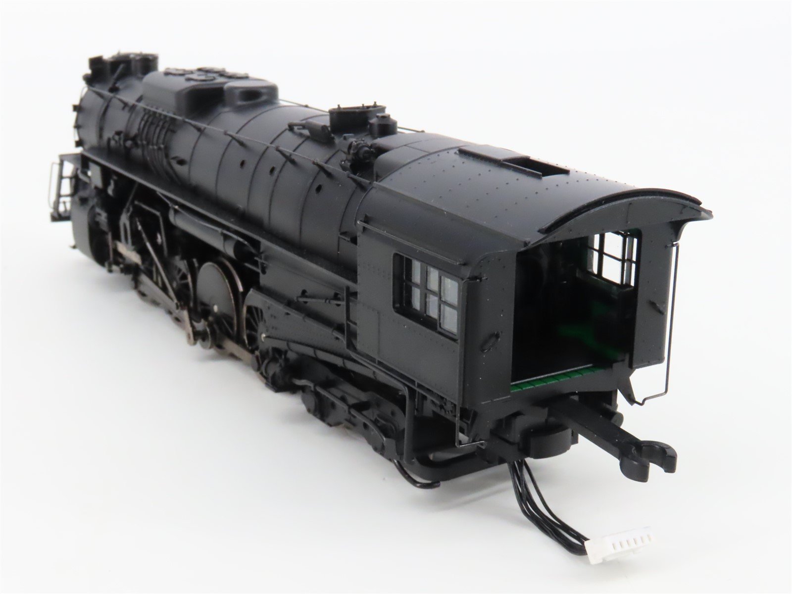 HO Scale Proto 2000 920-31682 Unlettered 2-8-4 Steam Locomotive