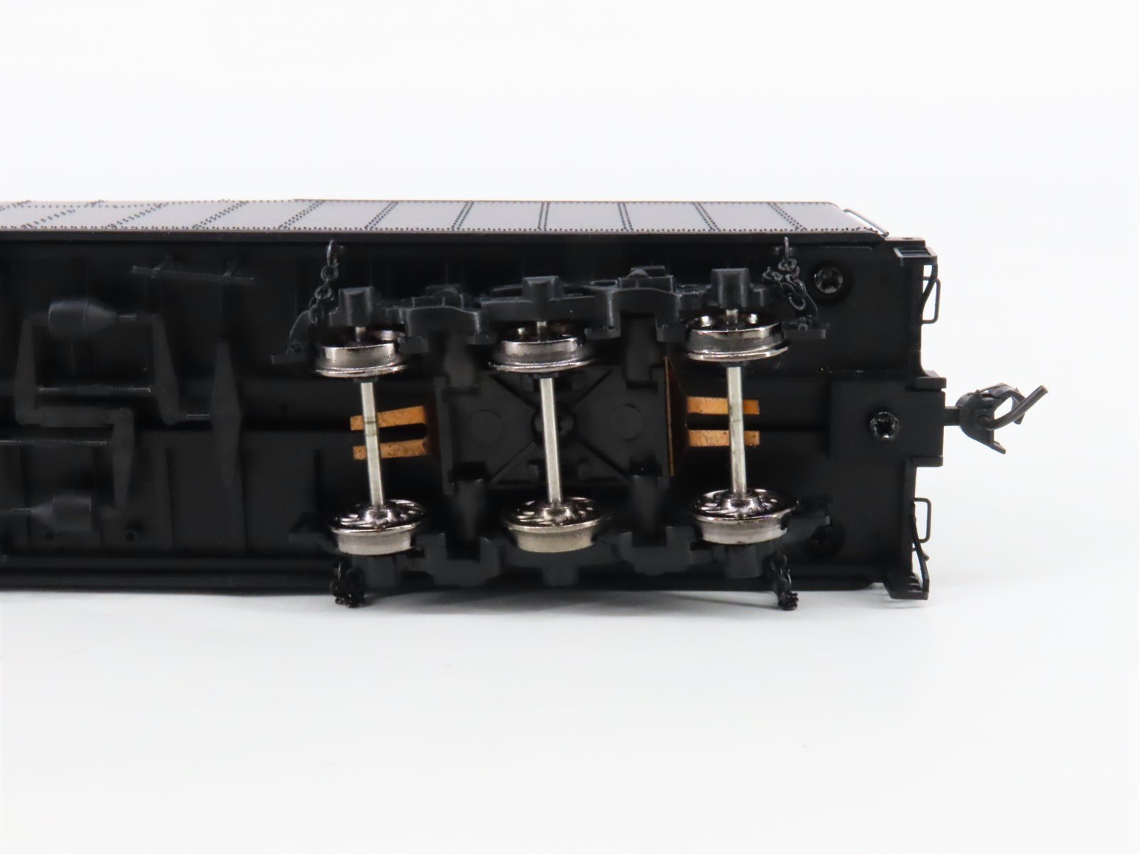 HO Scale Proto 2000 920-31682 Unlettered 2-8-4 Steam Locomotive