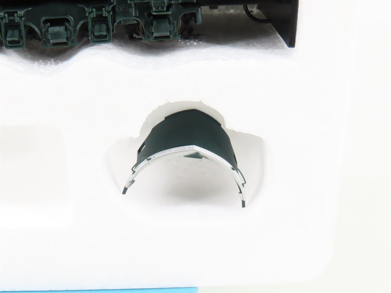 HO Scale Proto 2000 23188 CNW Chicago Northwestern E6A Diesel Locomotive #5006A