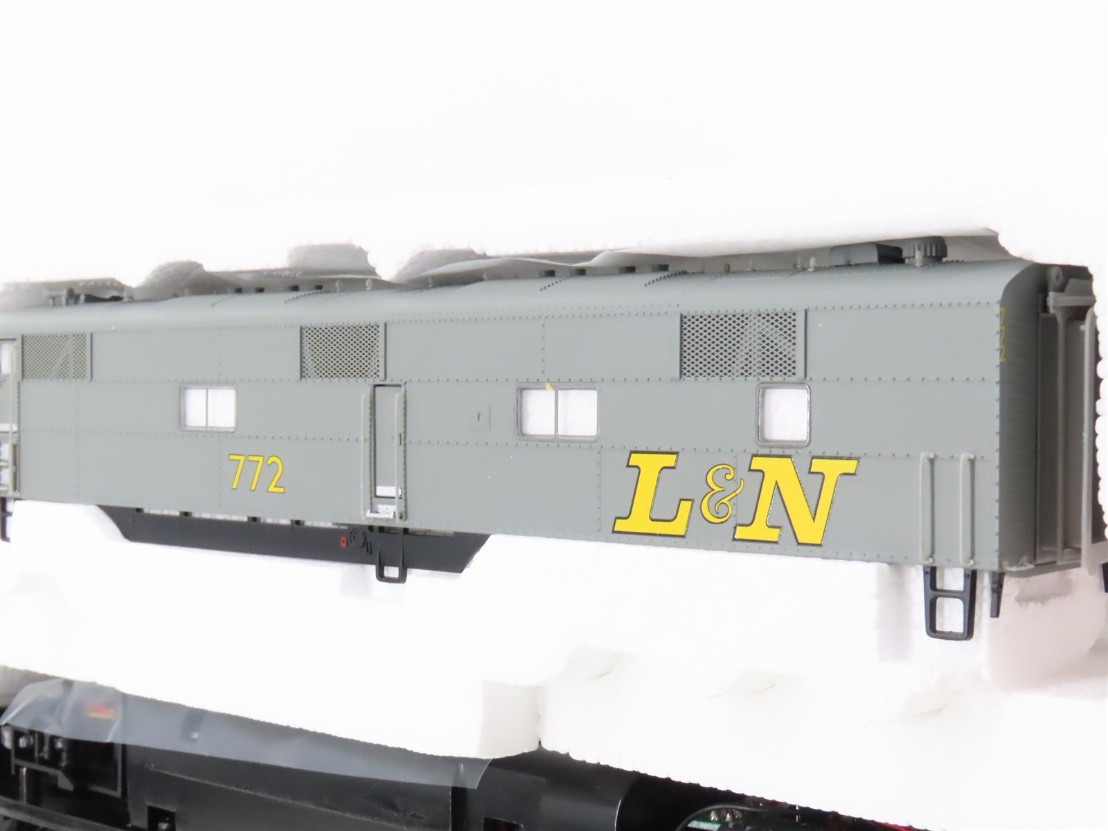 HO Scale Proto 2000 23190 L&N Louisville & Nashville E6A Diesel Locomotive #772