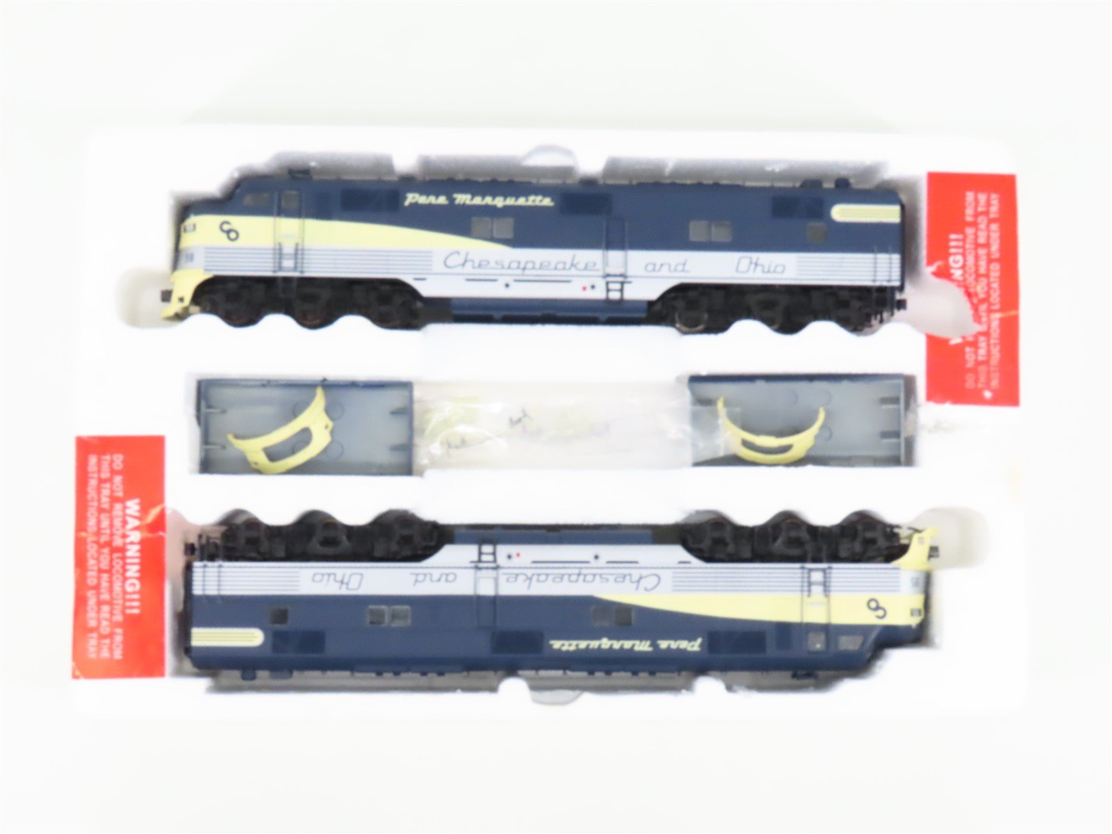HO Scale Proto 2000 C&O Chesapeake & Ohio E7 A/A Diesel Locomotive Set