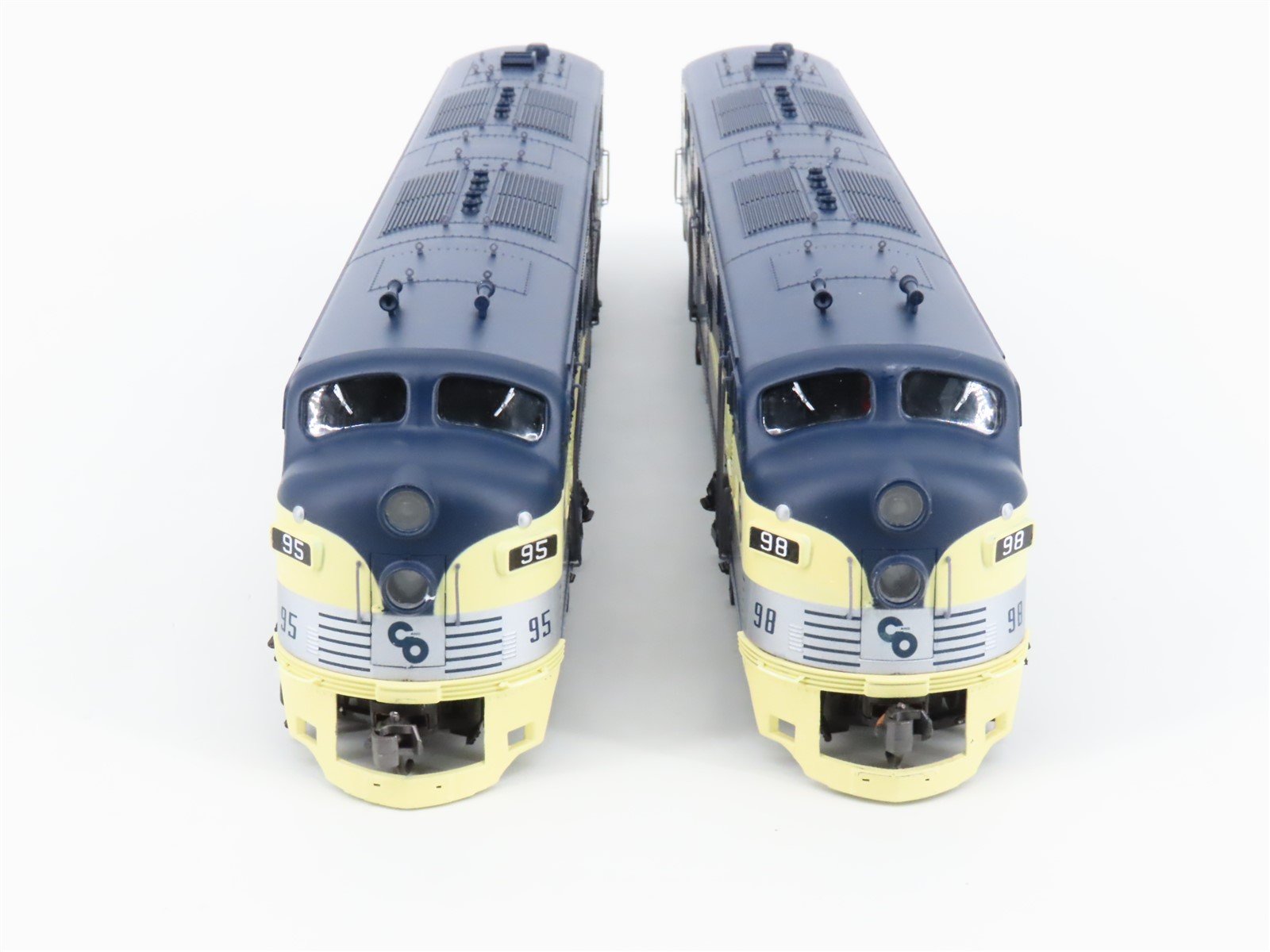 HO Scale Proto 2000 C&O Chesapeake & Ohio E7 A/A Diesel Locomotive Set