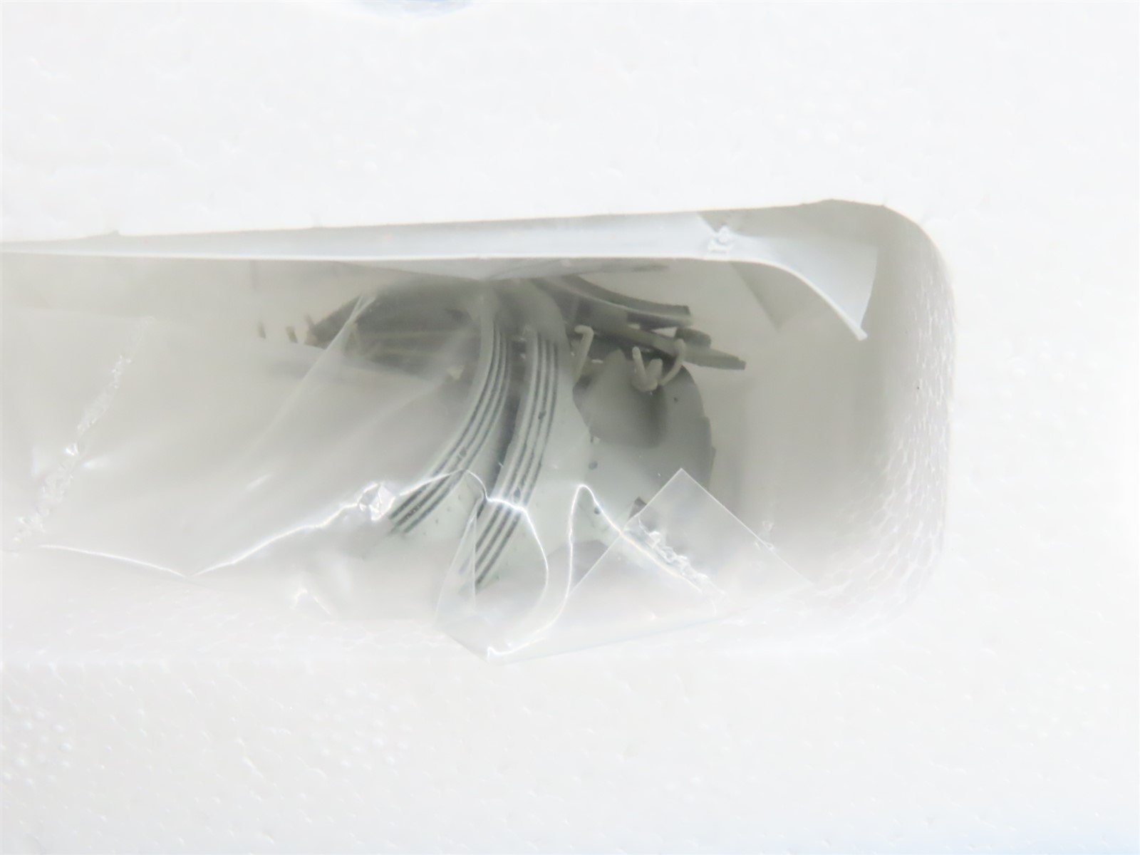 HO Scale Proto 2000 21072 Undecorated E7A Diesel Locomotive