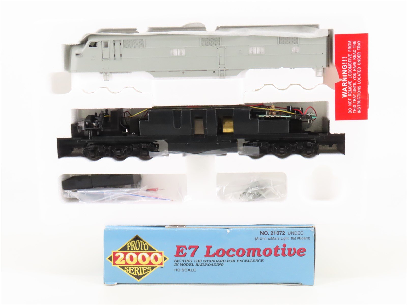 HO Scale Proto 2000 21072 Undecorated E7A Diesel Locomotive