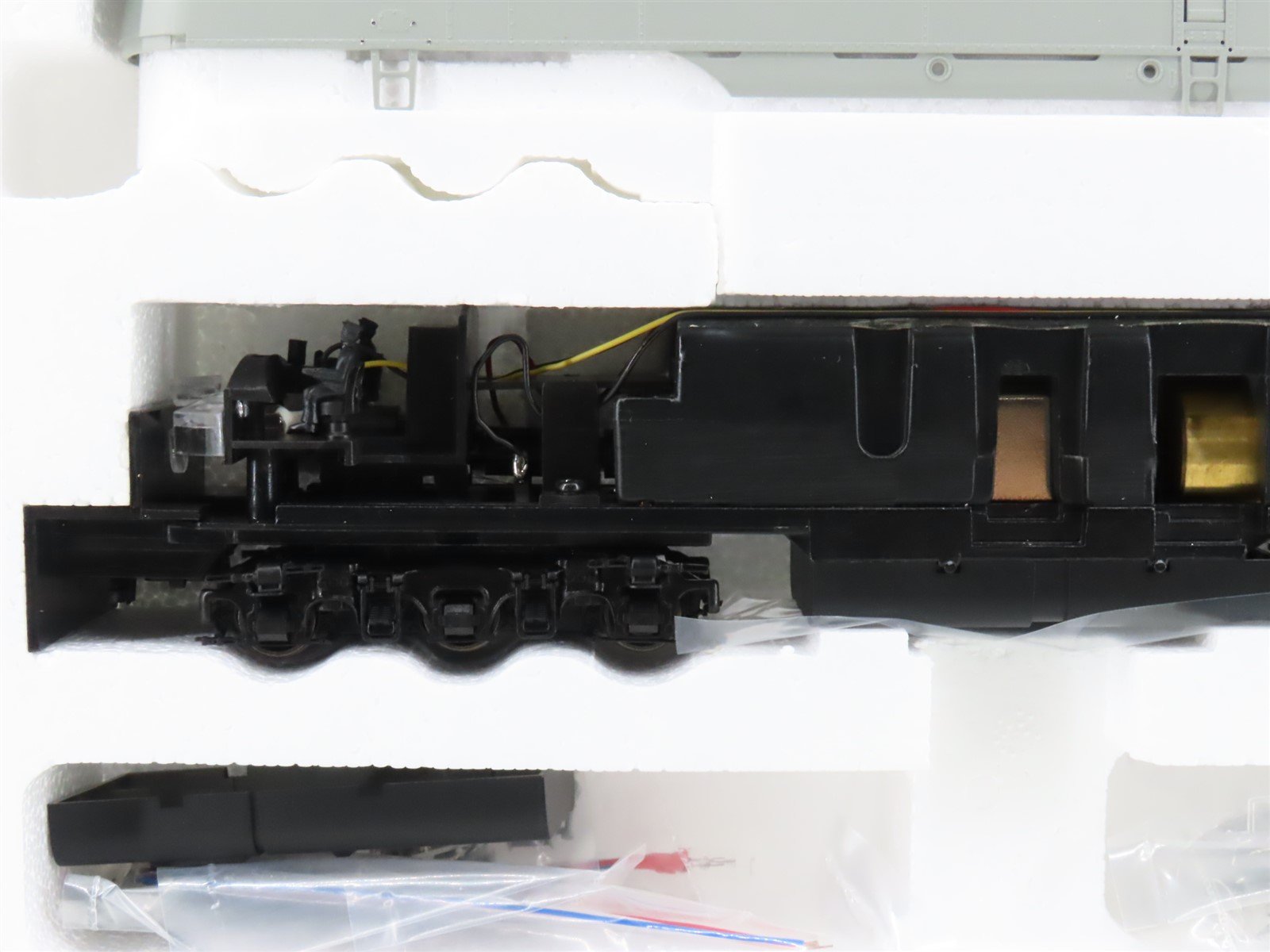 HO Scale Proto 2000 21072 Undecorated E7A Diesel Locomotive