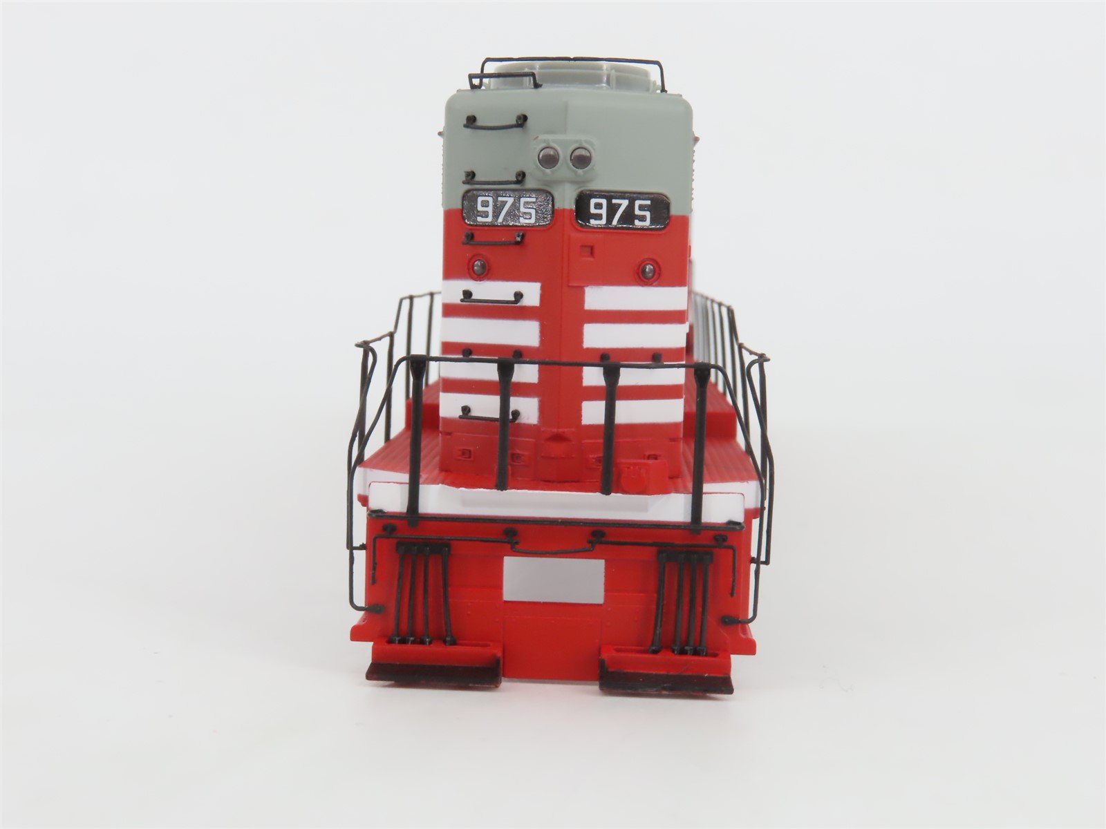 HO Proto 2000 23112 CB&Q Burlington Route EMD GP30 Diesel #975 - BAD GEARS